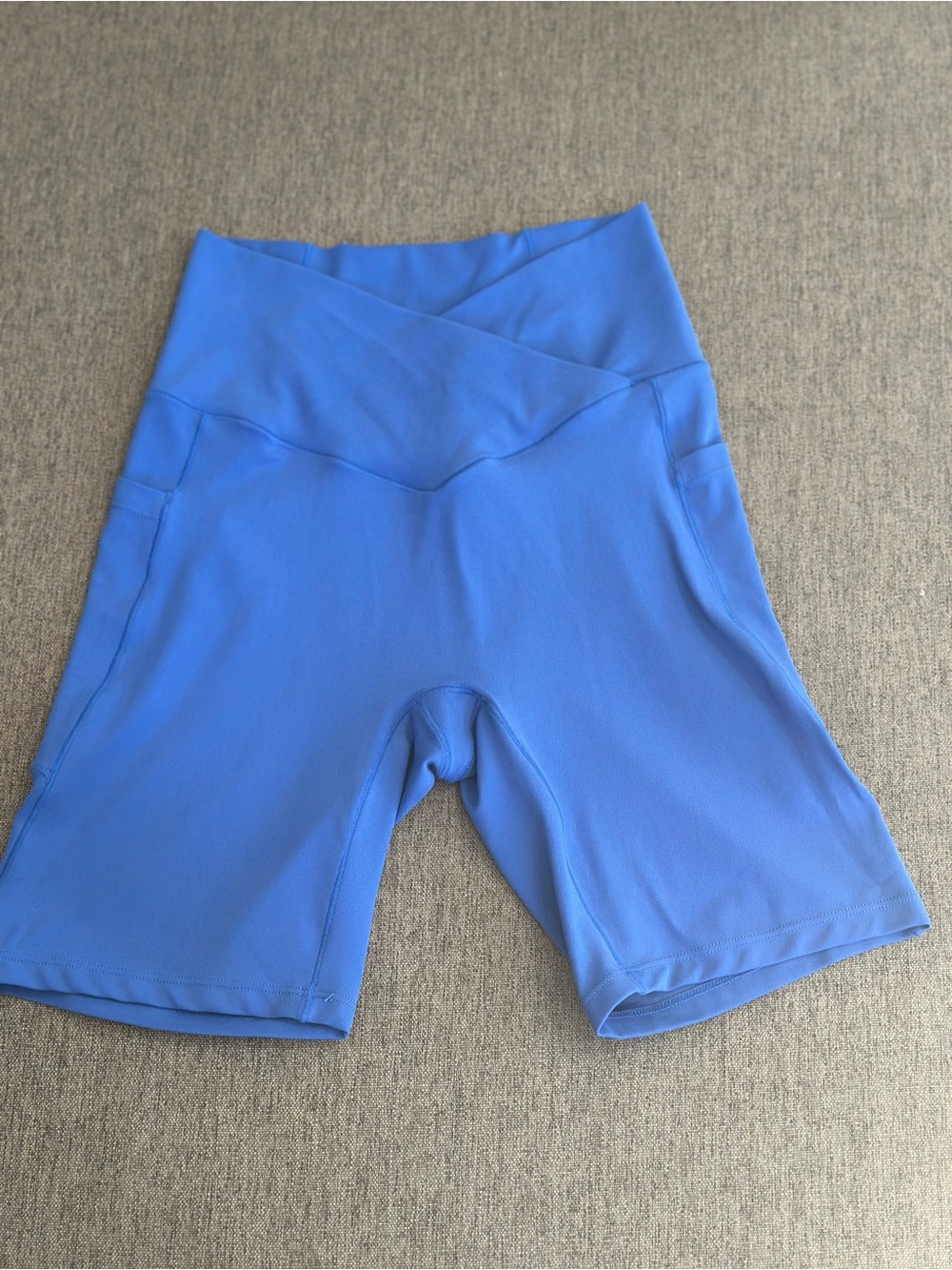 HALARA Cross-Waist Bike Shorts - Blue